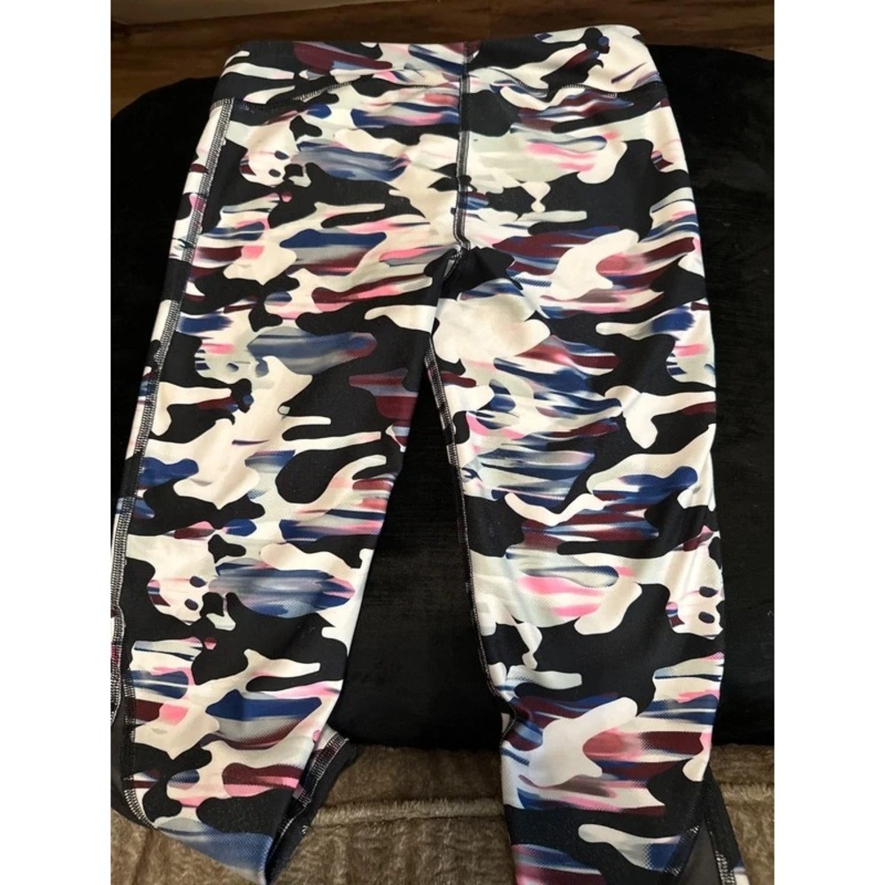 Under Armour Girls Big Kid Camo Athletic Leggings Pants Size YMD